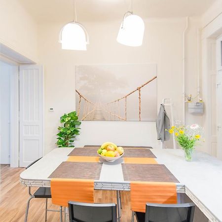 Apartament Api Flat Budapeszt Zewnętrze zdjęcie