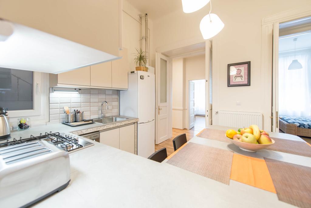 Apartament Api Flat Budapeszt Zewnętrze zdjęcie