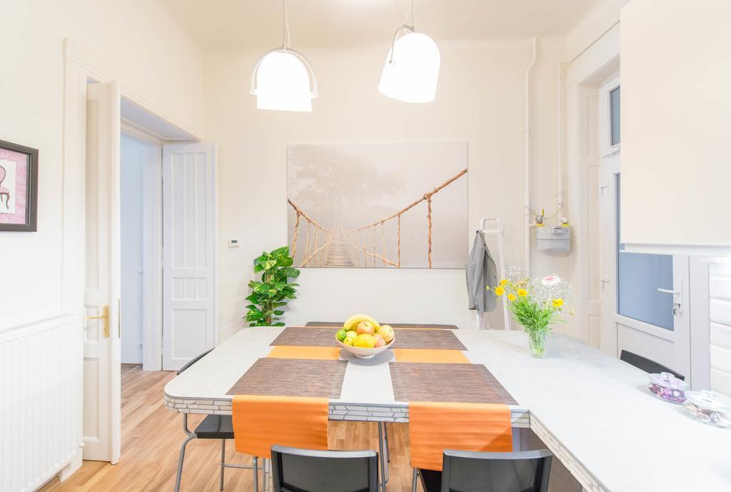 Apartament Api Flat Budapeszt Zewnętrze zdjęcie